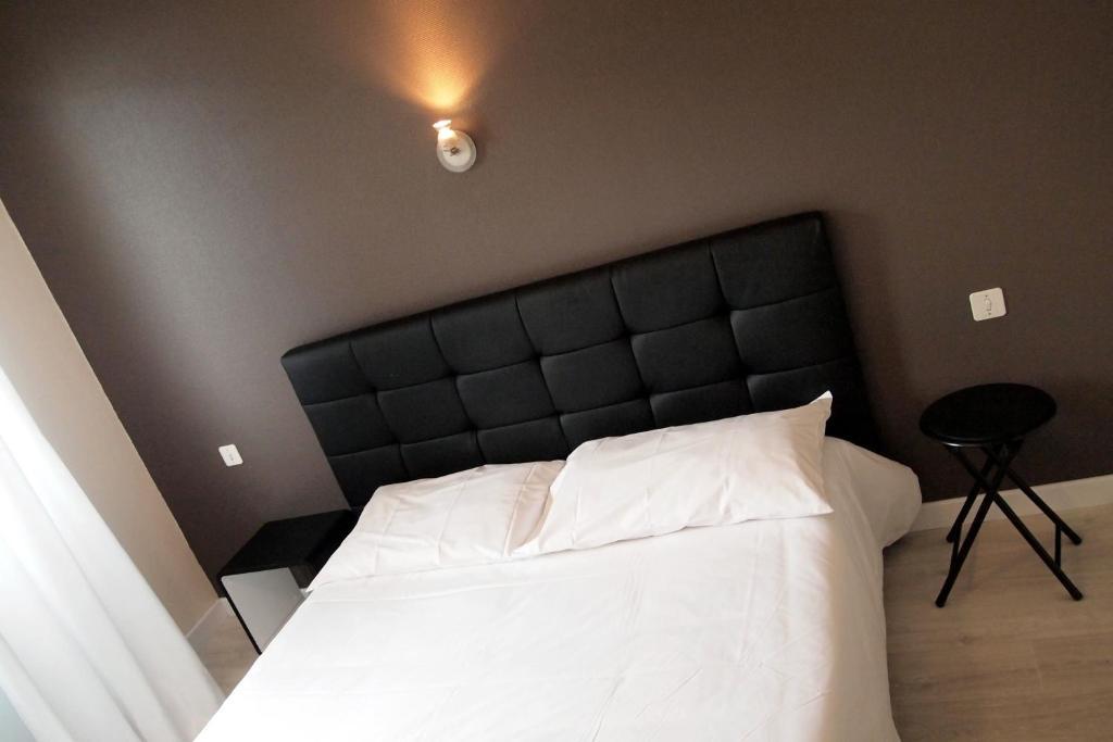 Hotel Le Rohu Sene Екстер'єр фото