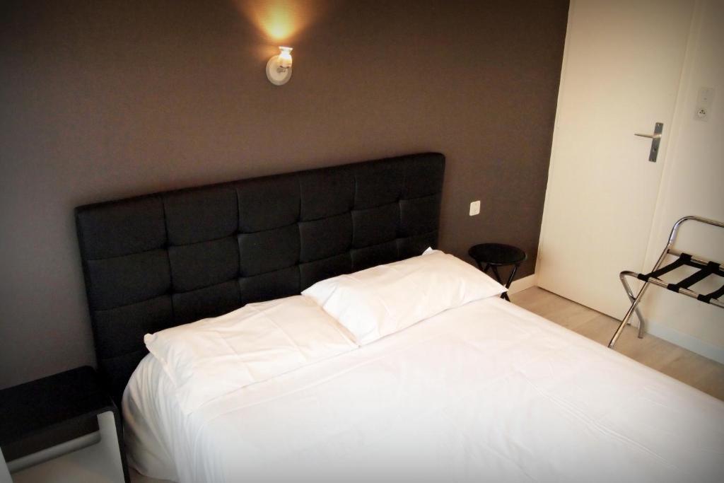 Hotel Le Rohu Sene Екстер'єр фото